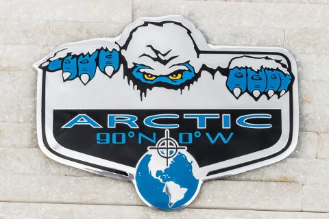 Černý znak - arktický severní pól pro Jeep Wrangler