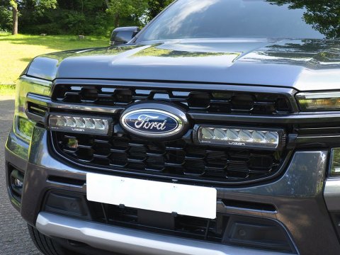 Sada světel do masky Lazer pro Ford Ranger Wildtrak (2023+) 2x Triple-R 850